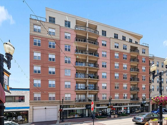 2nd image of 50 S Grove Ave Unit 407