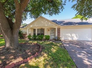 9631 Cannock Chase Dr, Houston, TX 77065