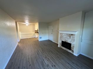 9889 Caminito Marlock APT 5, San Diego, CA 92131