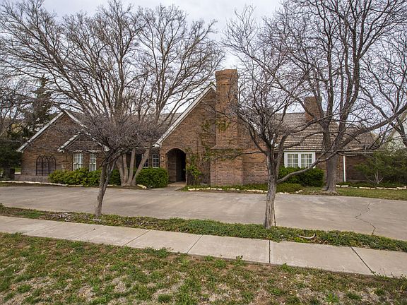 3rd image of 7304 Deann Cir