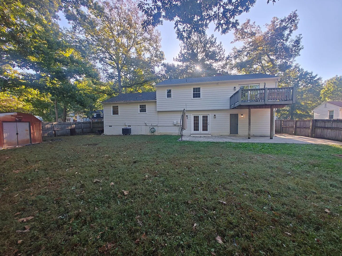4 bedroom home in South Chesterfield — Photo 2