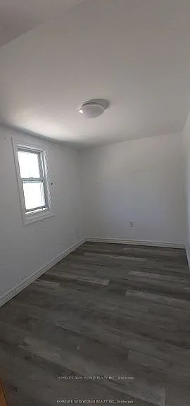 161 Maitland Dr — Photo 6