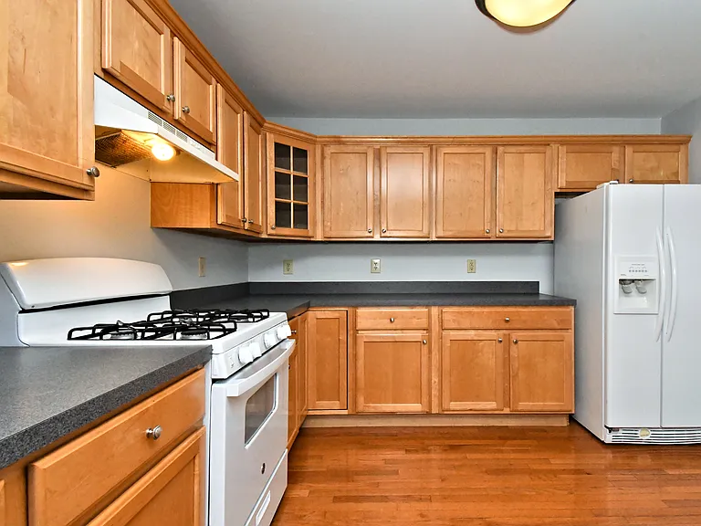 1028 Balley Dr — Photo 11