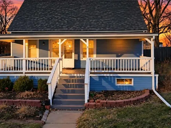 36 Logan St, Leavenworth, KS 66048
