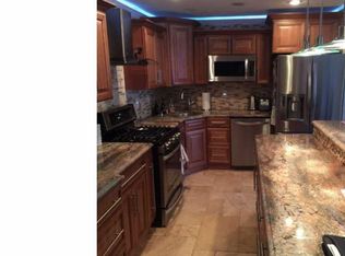 27 Voscek Ct, Lawrence Township, NJ 08648