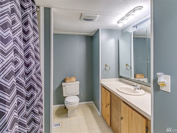 5th image of 2040 W 14th St
