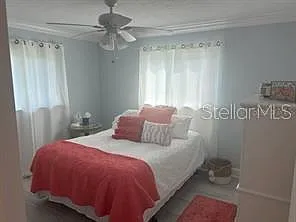 196 Overbrook Dr E — Photo 8