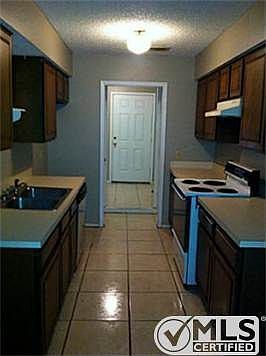 5th image of 6421 Woodbeach Dr