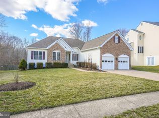 6 Cloverleaf Ct, Fredericksburg, VA 22406