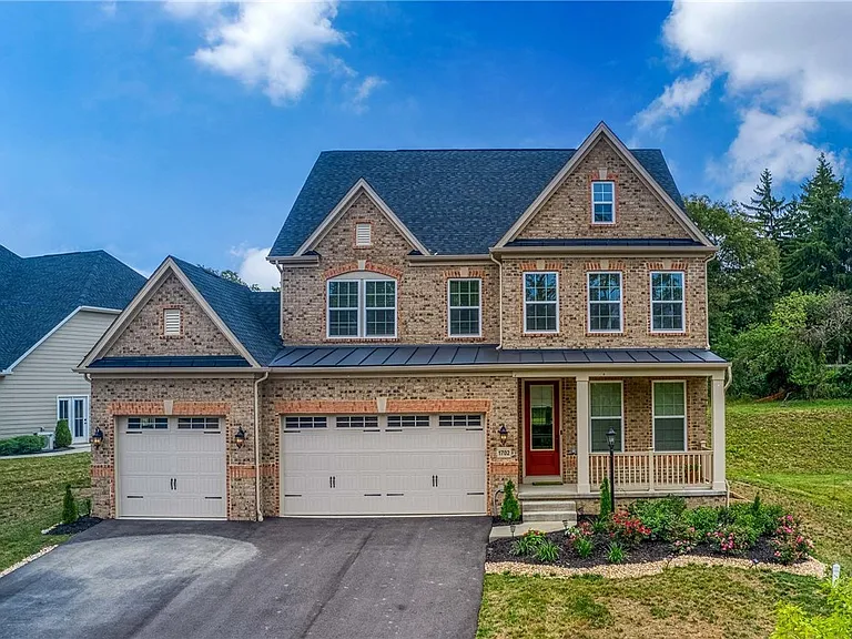1702 Stevensan Dr — Photo 13