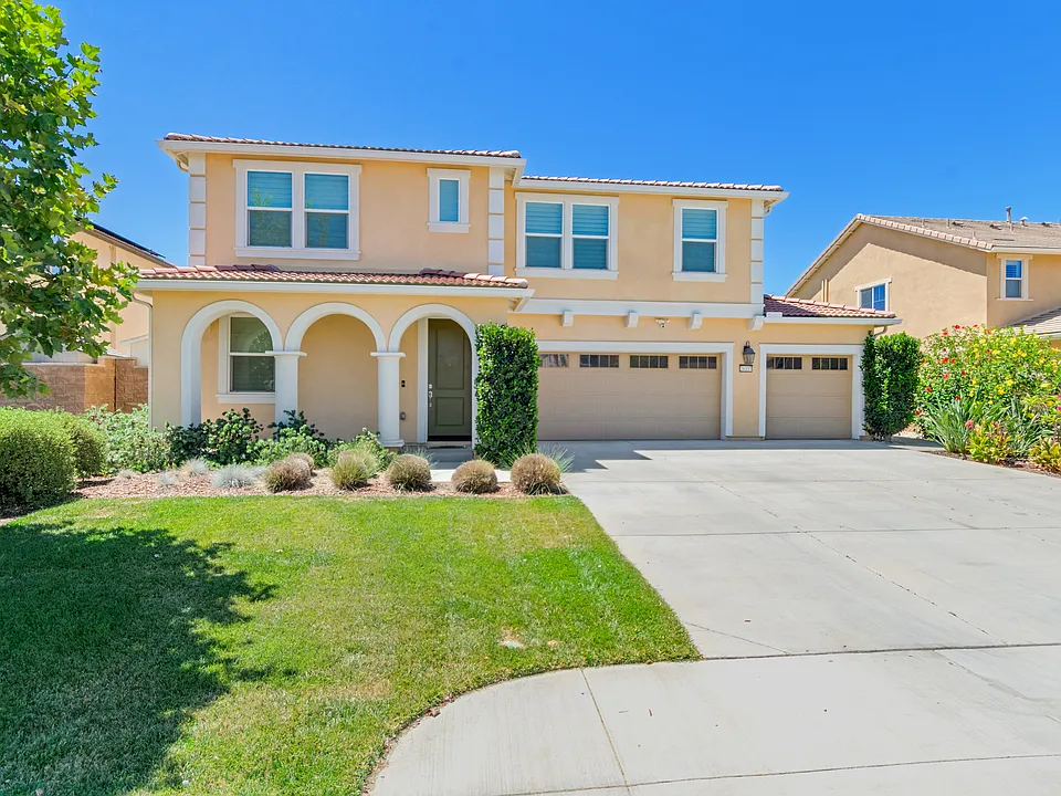 26337 Seville Ln