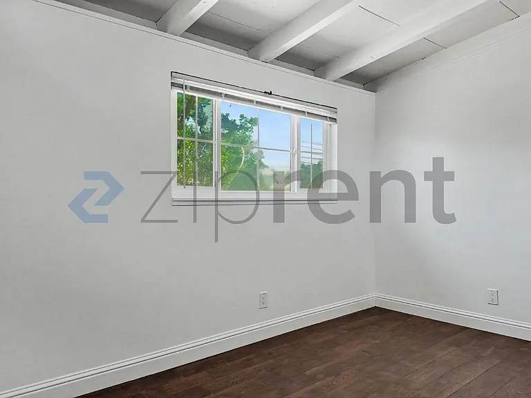 1937 Terrace Dr — Photo 34