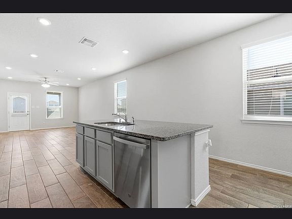 4th image of 2521 Hiddenbrooke Trce
