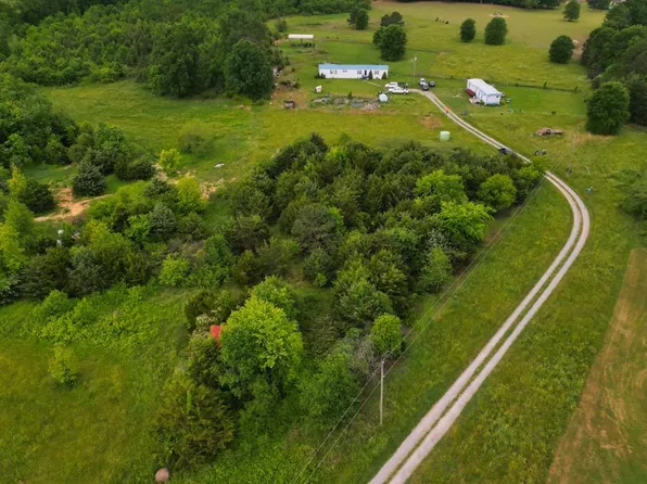 229 Collins Ferry Rd, Gladys, VA 24554