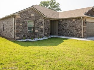 137 Lavender Ln, Alma, AR 72921