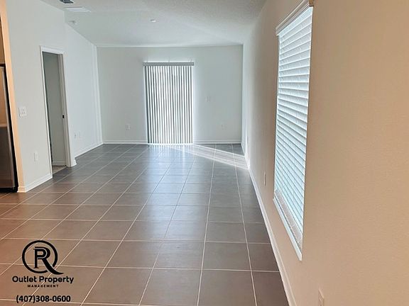 5th image of 1946 Pond View Dr