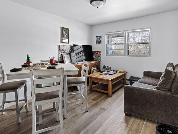 5th image of 2501 9th St N APT 3