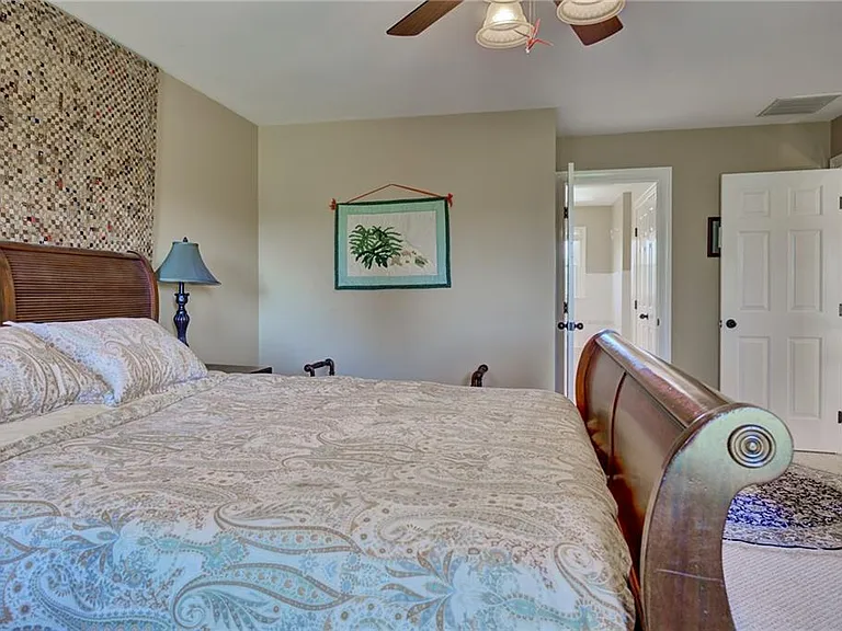 12325 Six Ponds Ln — Photo 1