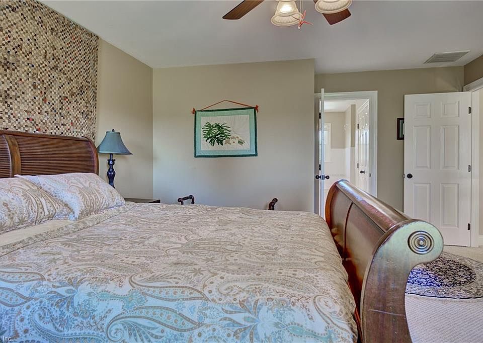 1st image of 12325 Six Ponds Ln