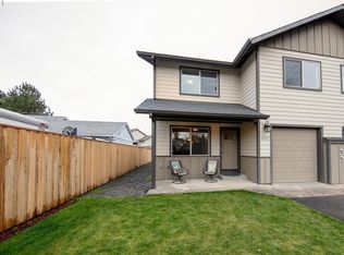 3122 Eliot Dr, Hood River, OR 97031