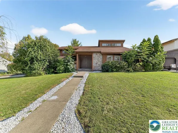 3066 W Whitehall St, Allentown, PA 18104