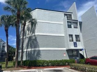 1720 N Congress Ave APT 211, West Palm Beach, FL 33401