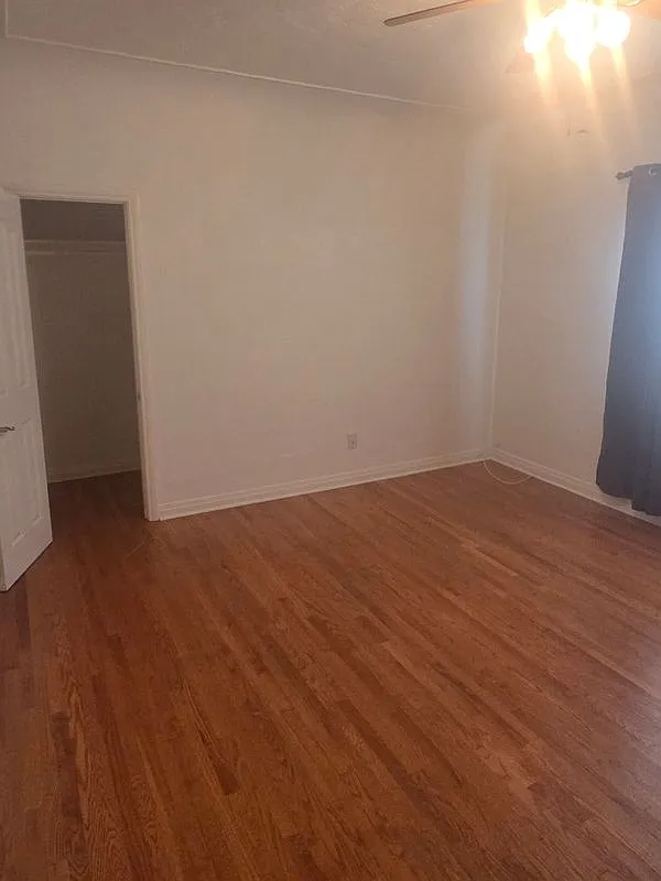 4 bed, 2.5 bath, 2272 sqft, $5,900 — Photo 2