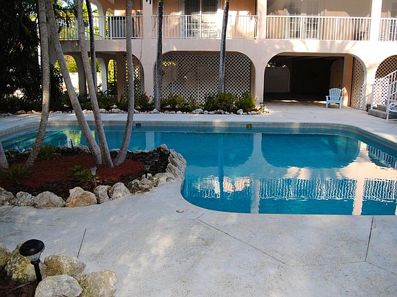 3rd image of 17234 Kingfish Ln