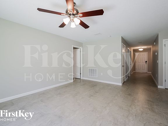 4th image of 513 Earhart Dr