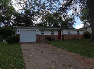 26 Whiteside Dr, Belleville, IL