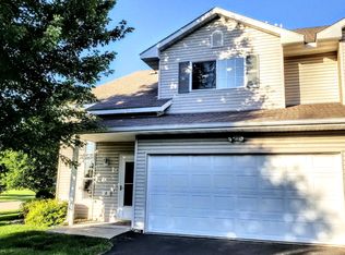 18 Bridgewater Trl, Hudson, WI 54016