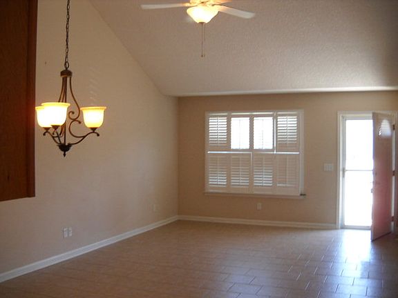 2nd image of 138 Joshua Cir #138