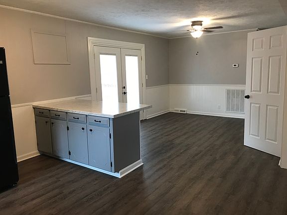 4th image of 807 Woodlawn Dr