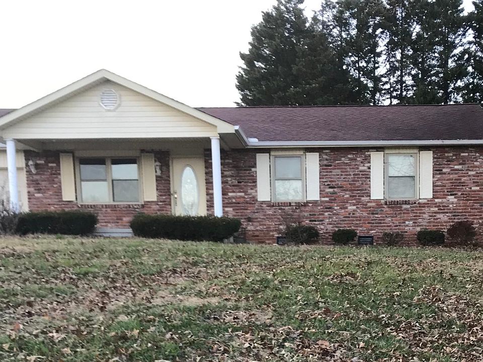 1st image of 8213 Fallen Rock Dr