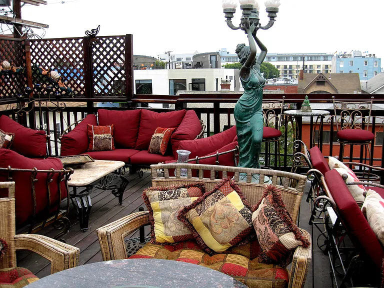 Rooftop deck