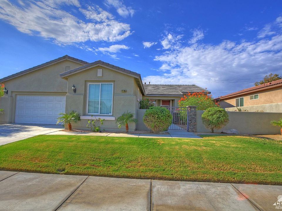 1st image of 81095 Avenida Davina