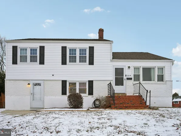 209 Greenwood Rd, Wilmington, DE 19804