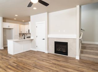 4541 SW 36th St, Redmond, OR 97756