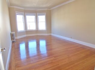 2275 19th Ave #6, San Francisco, CA 94116
