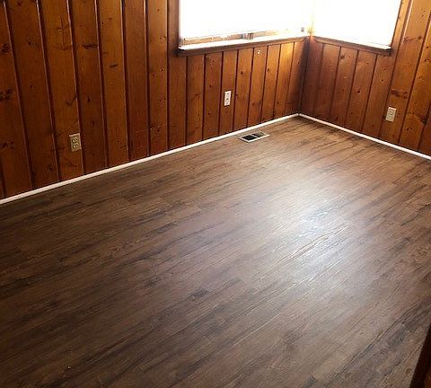 3rd image of 1213 Willow St