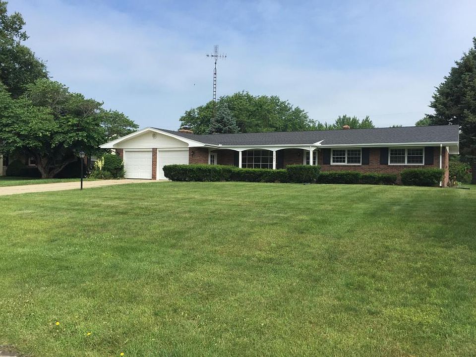 1st image of 1393 S Manor Dr