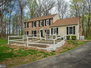 10 N Wertz Ln, Glenmoore, PA 19343