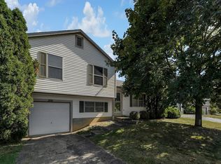 2718 Raphael Dr, Columbus, OH 43232