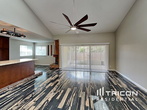 3rd image of 1624 Excalibur Dr