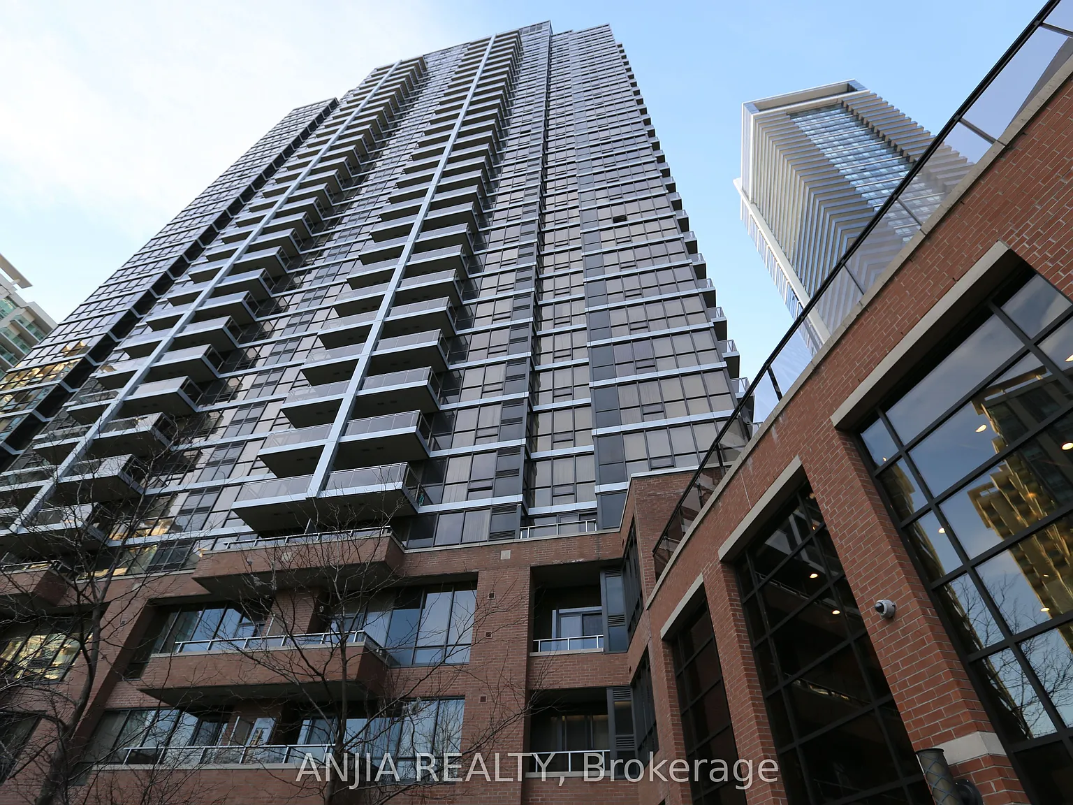 2 bed, $3,200 — Photo 2