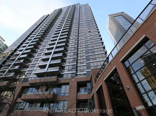 33 Sheppard Ave E #2010, Toronto, ON M2N7K1