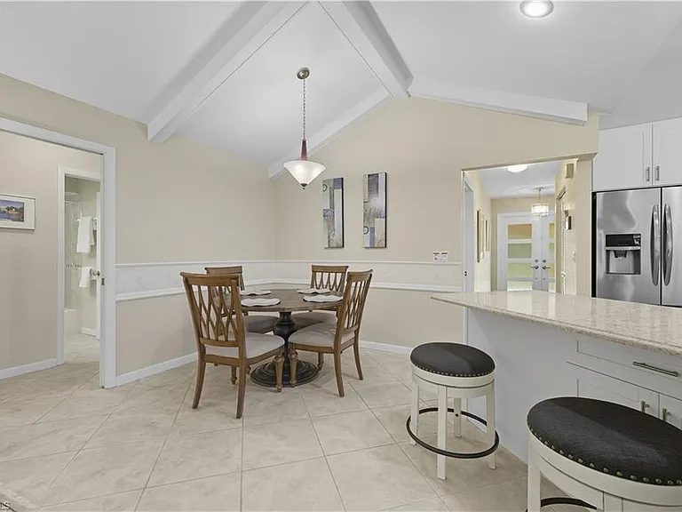 2261 Kings Lake Blvd — Photo 14