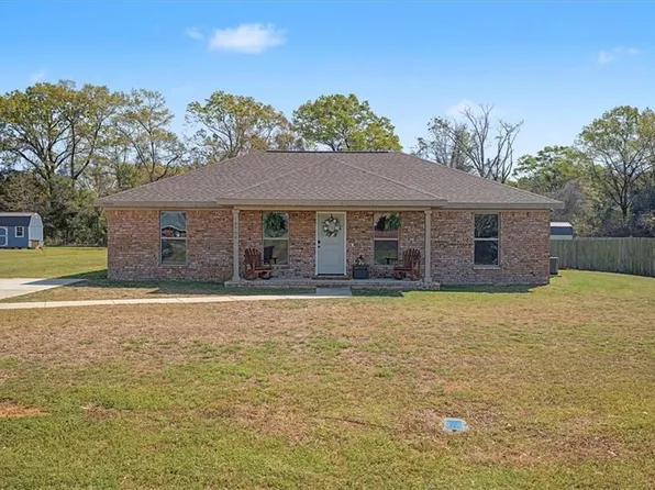10900 Brighton Dr E, Chunchula, AL 36521