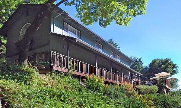 1st image of 305 San Vicente Ter