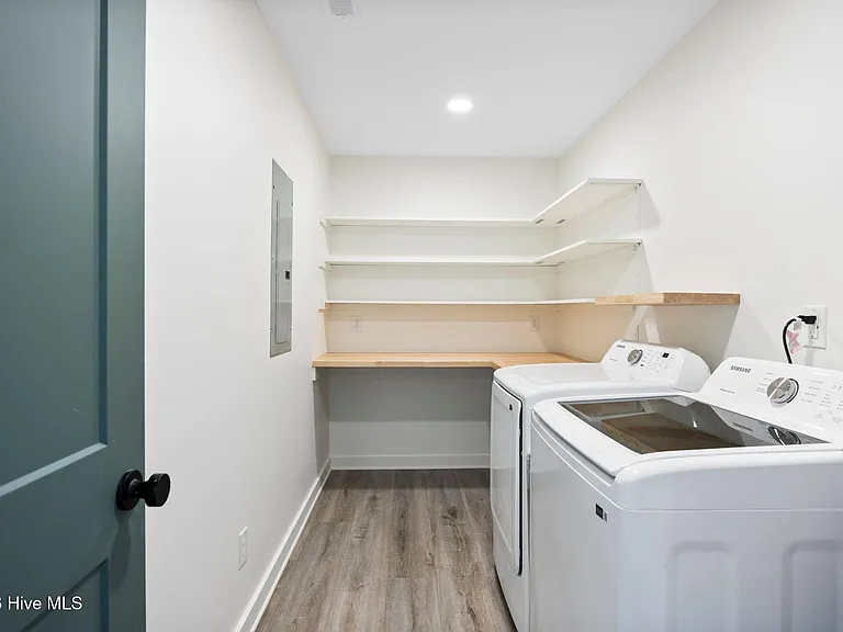757 Silver Lake Rd — Photo 14